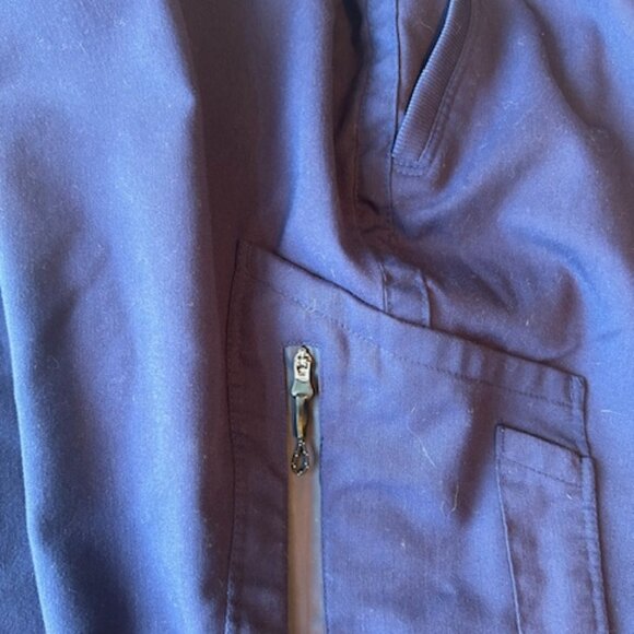 Grey's anatomy scrubs - Picture 4 of 6